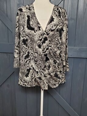 Dress Barn Black & White Paisley Wrap Tunic with Tassel Hem